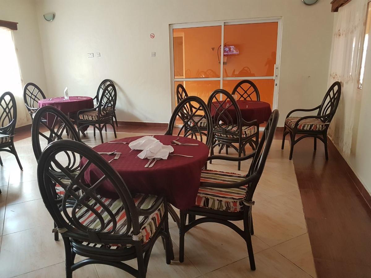 Ceamo Prestige Lodge Lodwar Екстериор снимка