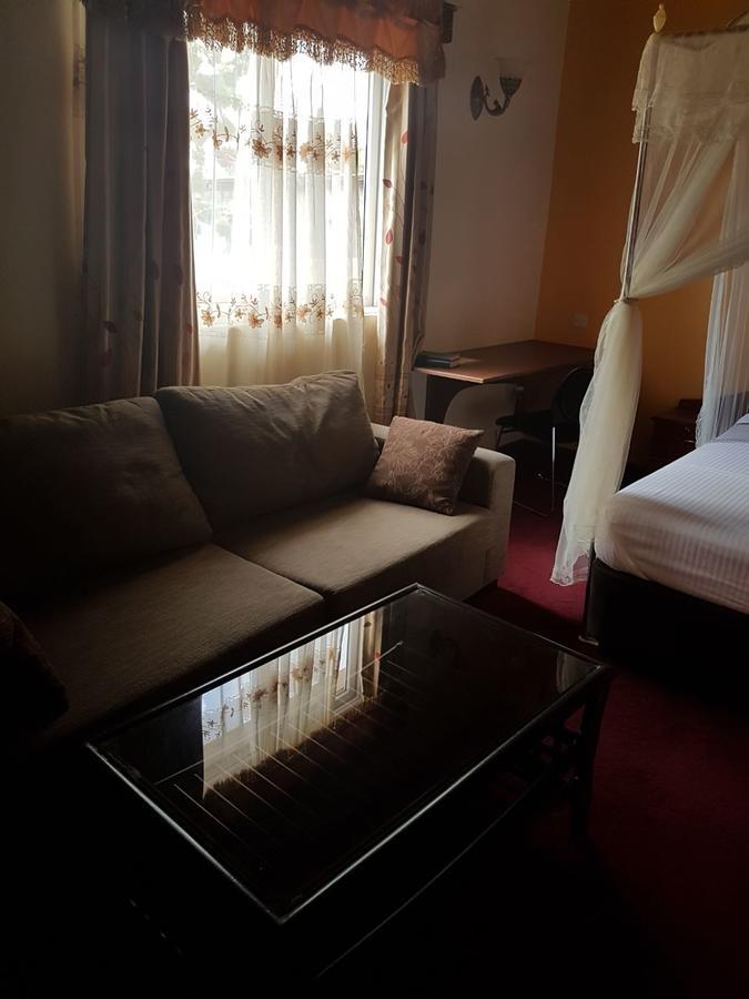 Ceamo Prestige Lodge Lodwar Екстериор снимка