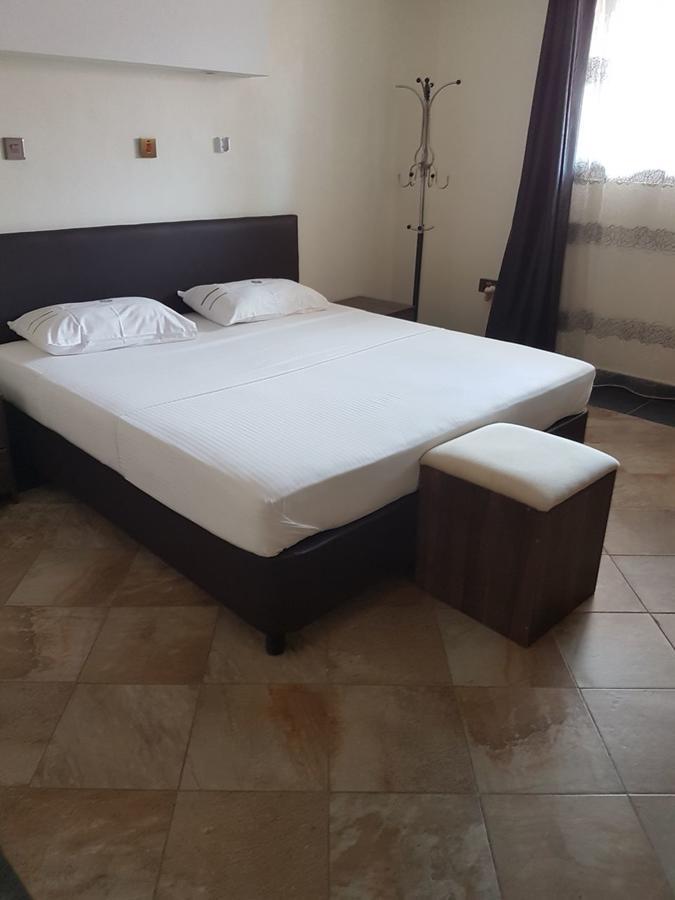 Ceamo Prestige Lodge Lodwar Екстериор снимка